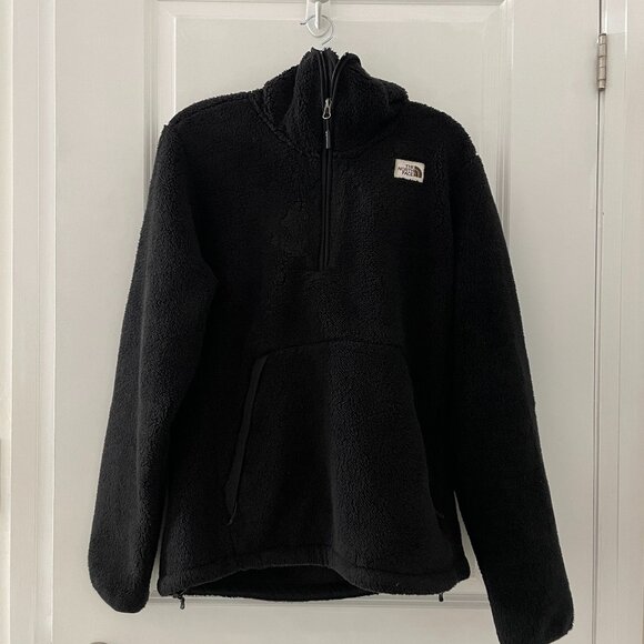 The North Face Black Men’s Campshire Fleece Hoodie - Picture 1 of 13